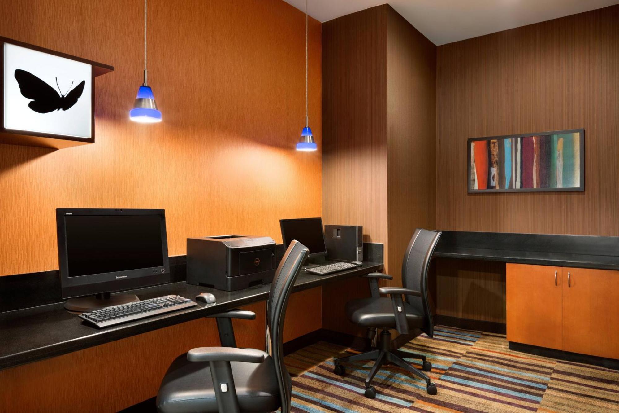 Fairfield Inn & Suites Dallas מסקיט מראה חיצוני תמונה