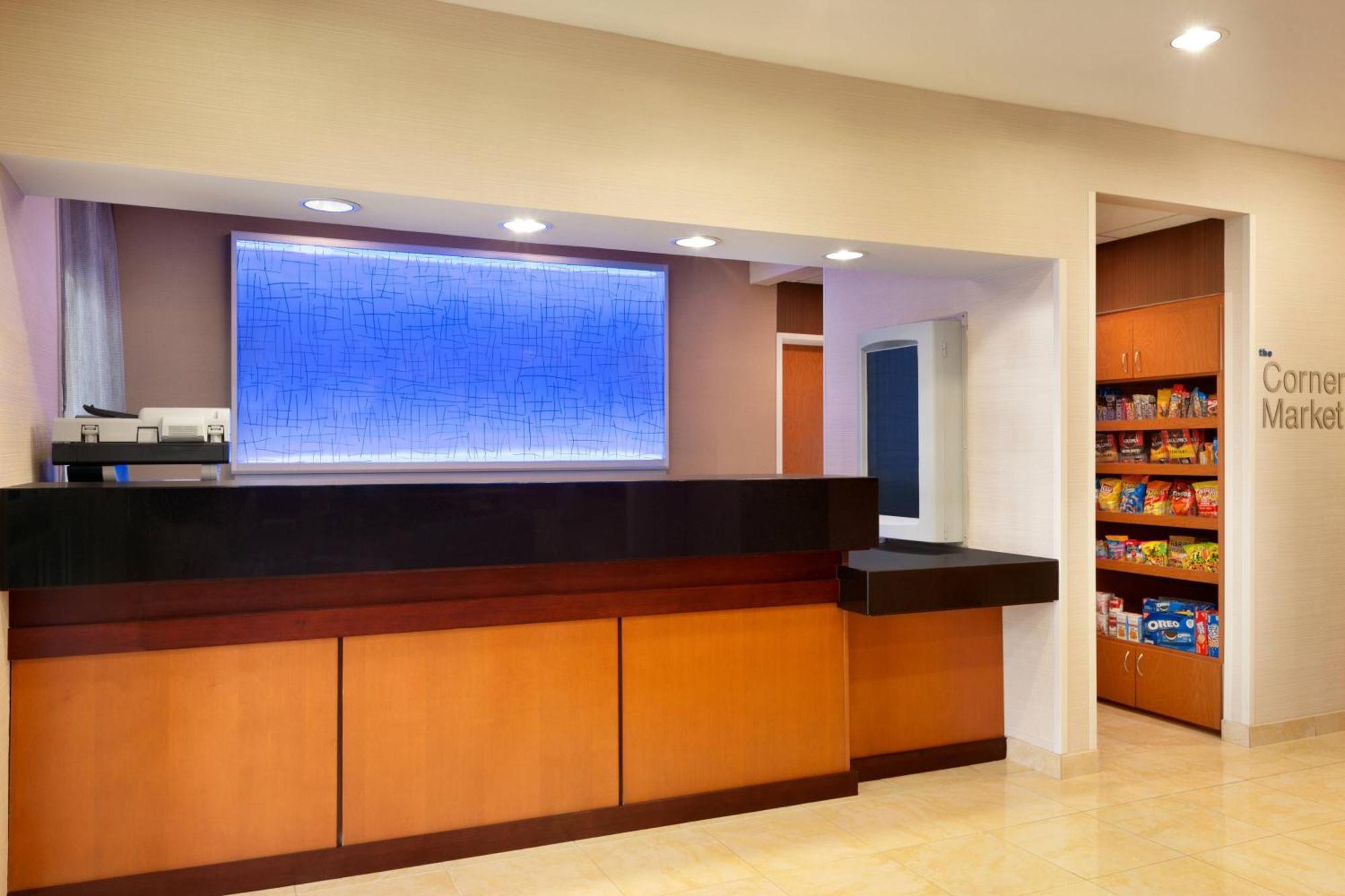 Fairfield Inn & Suites Dallas מסקיט מראה חיצוני תמונה