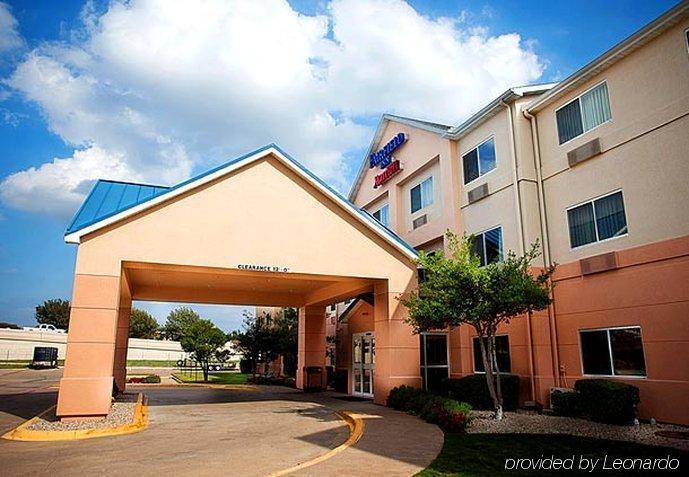 Fairfield Inn & Suites Dallas מסקיט מראה חיצוני תמונה